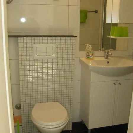 Gasthof Adriahouse Complex 80m From