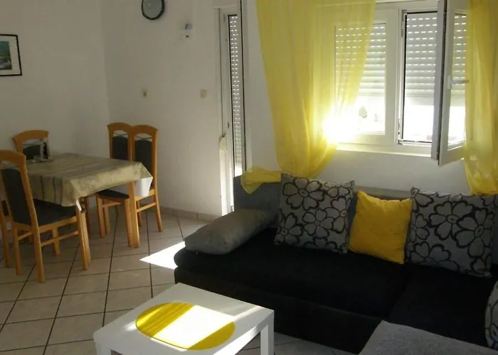 بيت ضيافة Adriahouse Complex 80m From 4*