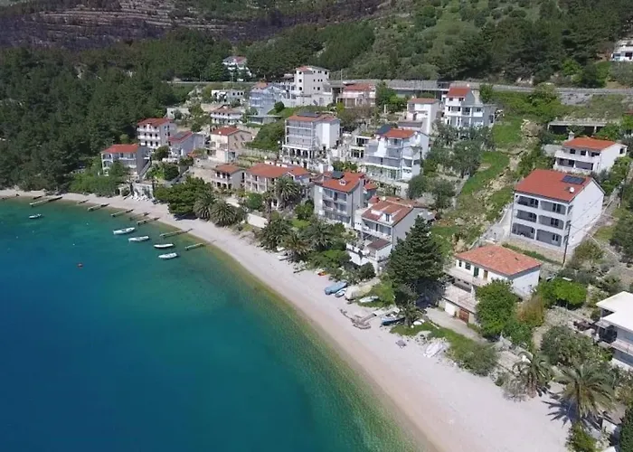 Adriahouse Complex 80m From بيت ضيافة 4*