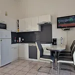 Pensjonat Adriahouse Complex 80m From 4*