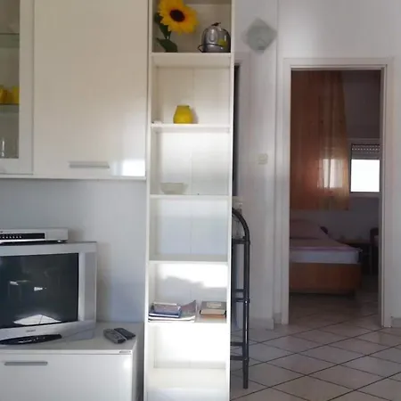 Guest house Adriahouse Complex 80m From Stanici